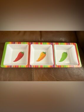 Striped Trimmed Triple Dip Tray with Pepper Motif